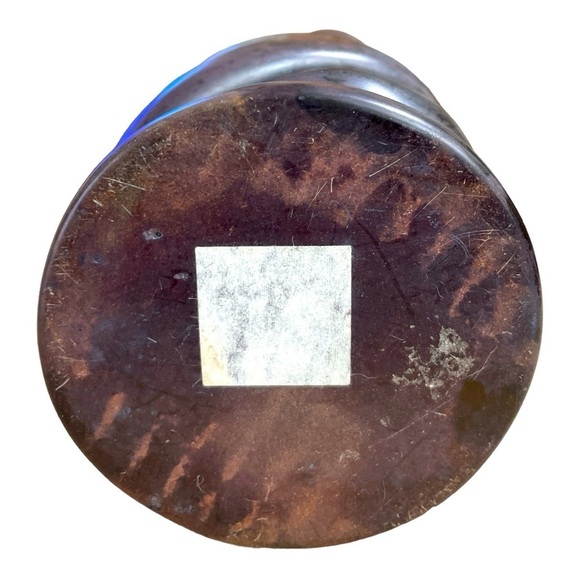 Parents and Child Kisii Soapstone Sculpture
Brown finish made in Kenya - Picture 8 of 12